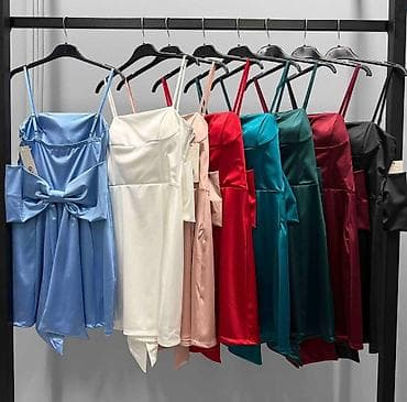 bmw 3 серия 315 5mt: Svečana mini haljina sa mašnom na leđima - Kroj: A-linija, mini — 4