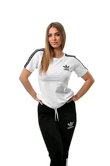 Komplet dostupan S M L XL XXL Cena 2700 dinara
💋