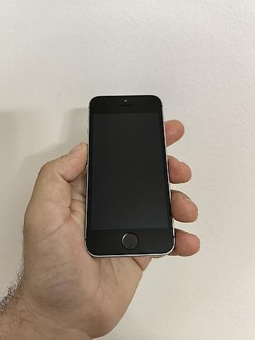 steam deck beograd: Iphone SE 2016 32gb sim free i icloud free. Radi otisak prsta. Battery — 1