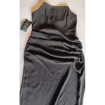 waikiki haljine crne: Elegantna crna midi haljina bez bretela – NA‑KD - Kroj: uska silueta — 4