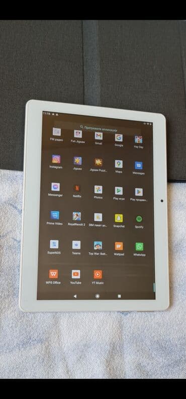 guess torba za laptop: Tablet kao nov sve radi,veliku 10 inca,jak I kvalitetna masina, sa — 2