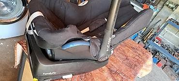 paar obuca sandale: Auto-sedište/ljuljka za bebe Maxi-Cosi sa Isofix bazom - Model — 2