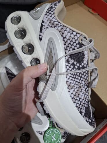 replay is more patike: Nike, 39, color - Multicolored — 8