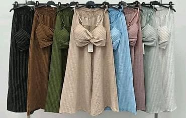 satenski komplet: Dvodelni komplet crop top majica na bratele i široke pantalone. - — 3