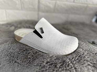 crocs zenske klompe: 36-41
1500din — 17