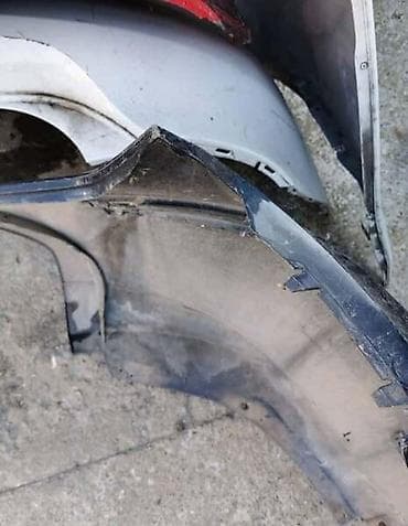 Vozila: BRANIK ZA BMW 116 | bmw 1 zadnji branik sa tim malim ostecenjem — 4