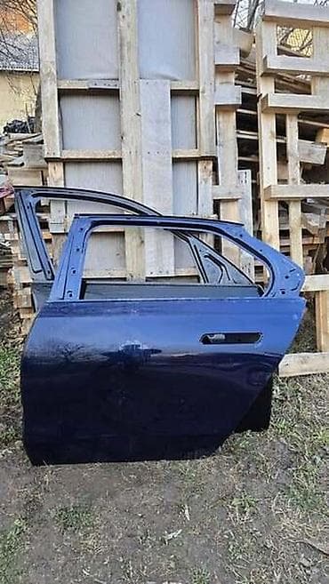 auto delovi ivanjica: VRATA G70 ZL ZA BMW 700, 725, 728 . | BMW 7 g70 zadna leva vrata — 1