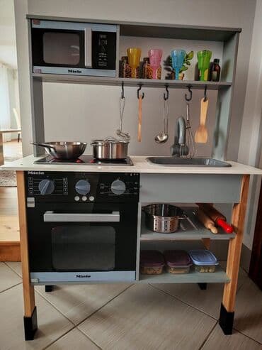 Dečija kuhinja – kompletan set za igru - Realistična mini kuhinja sa