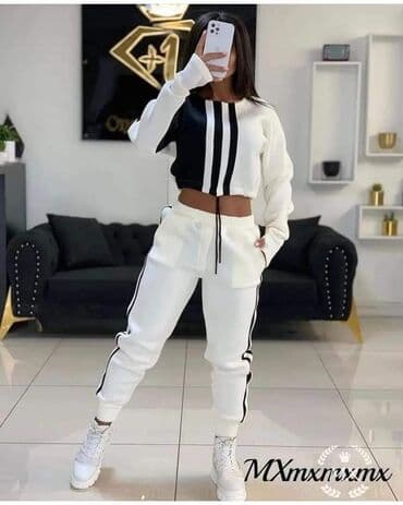 zenski kompleti katrin: Komplet: 2.600 dinara — 2