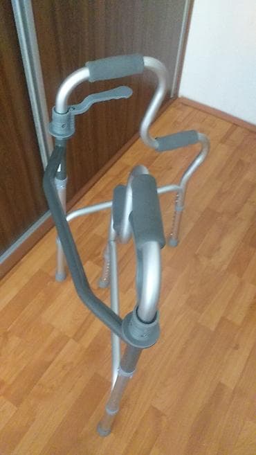 štake cena: Hodalica bez točkova za stan ulicu Kao nova — 9