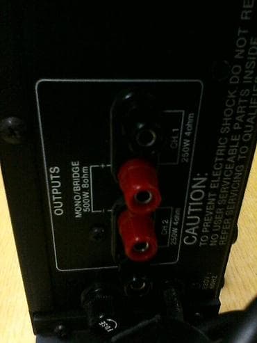 hp stampac i skener: Soundtech pl 500 ; 18 kg ; USA ozbiljan snagas od 18 kg; 2x250w/4 oma; — 9