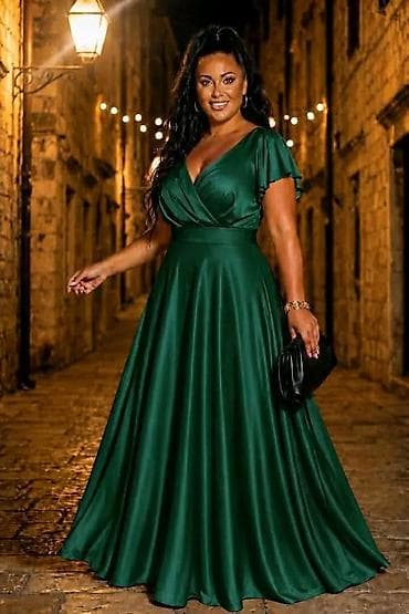 svilene bluze: Elegantna duga svečana haljina od satenskog sjajnog materijala — 4