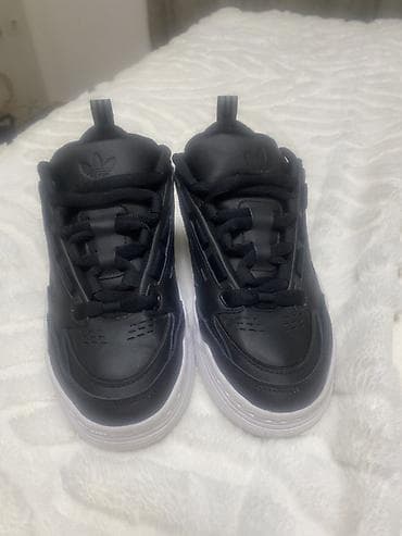 infinity haljina: Adidas patike – crno-bele - Model: Adidas (Originals logo na jeziku i — 3