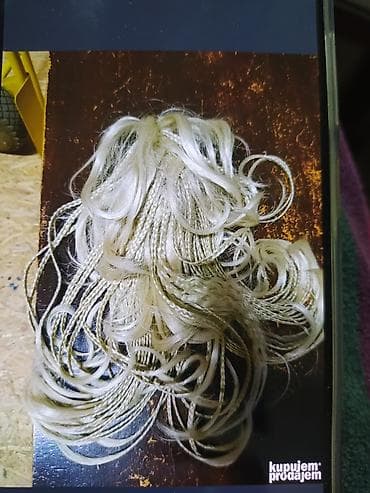 perike niš: Prodajem kosu na šnali, sa mnoštvom pletenica,gustih,prelepa boja — 1