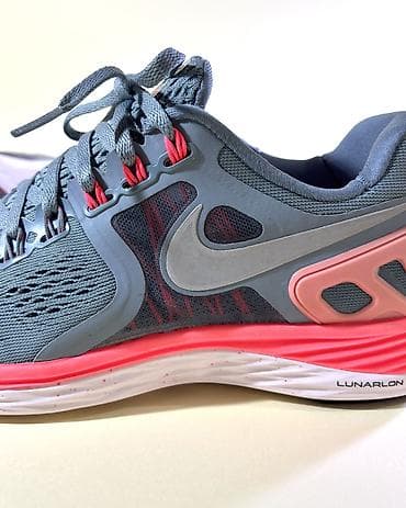 samba crne patike: Nike Women’s LunarEclipse 4 — 7