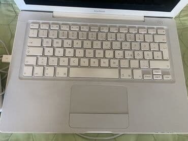 a1 slusalice za iphone: Polovan Apple MacBook u beloj boji, dolazi sa punjačem i mišem — 3