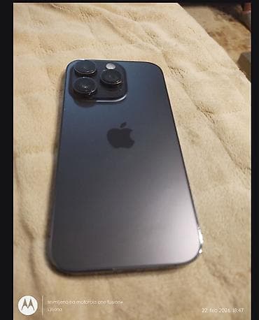 Apple iPhone (serija sa Dynamic Island izrezom) u boji