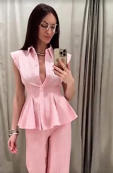 kosem: Ženski komplet sa prugama – bluza sa peplum krojem i pantalone - — 3