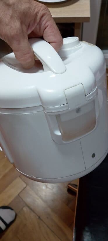 friteze delimano: Friteza dobra 2,5 l manja
 Mirjevo — 8