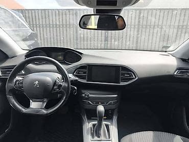 auto delovi pirot: Peugeot — 2