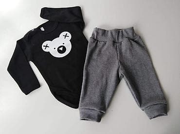 Farmerke: 2 delni kompletic Vel 56-62 dvobroj do 3 meseci 68 do 5 meseci 74 do 9 — 9