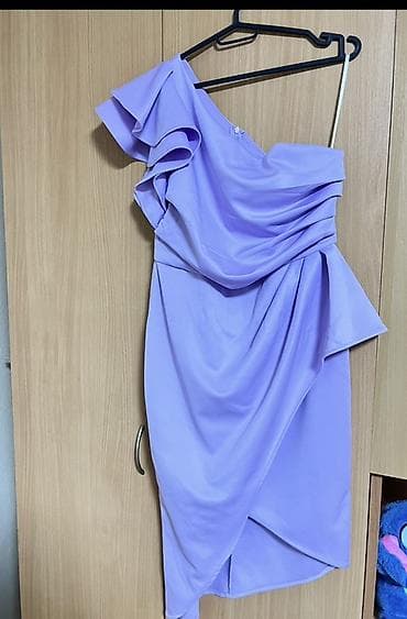 svecani ogrtaci: Elegantna asimetrična haljina na jedno rame u boji lavande. Detalji — 4