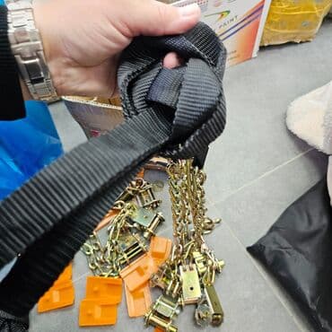 Lanci za Sneg set 8 kom Cena: 5900din Napravljen od materijala od — 1