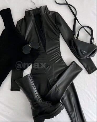 trikotazni set: New, 𝒜𝓃𝑔𝑒𝓁 𝑅𝒾𝒹𝑒𝓇 ‘’Set Velicine:S M L Model Dostupan Samo u Crnoj — 1