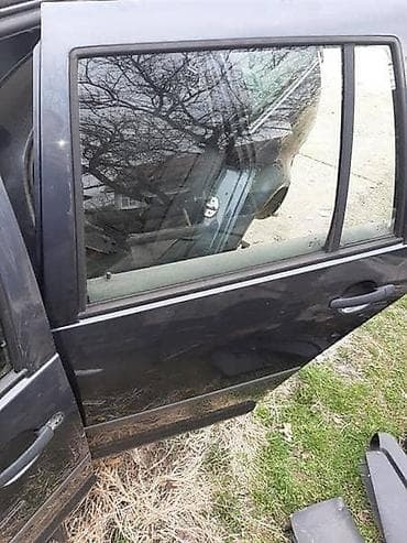 VRATA ZADNJA LEVA ZA VOLKSWAGEN GOLF 4 | Vrata zadnja leva za Golfa na lalafo.rs VRATA ZADNJA LEVA ZA VOLKSWAGEN GOLF 4 | Vrata zadnja leva za Golfa