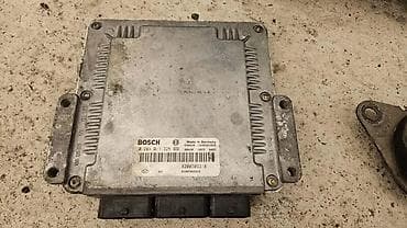 KOMPJUTER MOTORA 2.2 110KW ZA RENAULT LAGUNA na lalafo.rs KOMPJUTER MOTORA 2.2 110KW ZA RENAULT LAGUNA