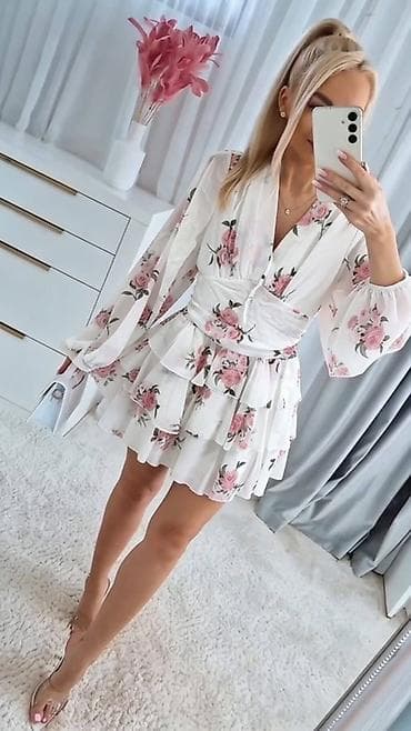 sinsey haljine: 🌸Romantična ženska mini haljina s cvetnim dezenom
✅3200 din — 3