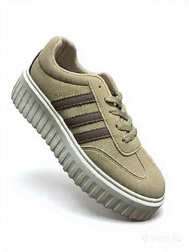 Patike u bež boji sa debelim rebrastim đonom i trostrukim braon