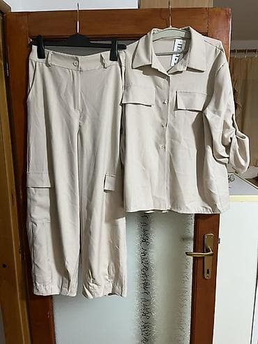 delovi za satove: Komplet košulja + pantalone u bež/peščanoj nijansi. - Gornji deo — 2