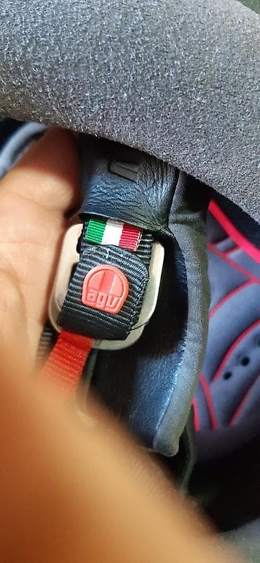 Umetnost i kolekcionarstvo: Kaciga (agv)italy — 4