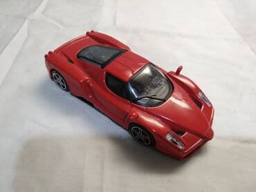 ferrari zastava: Burago Ferrari Enzo,1:43 China, ocuvan.Imam jos puno Burago — 1