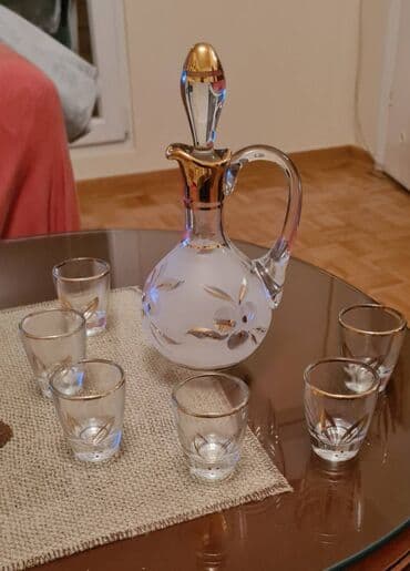 raketa satovi novi: Starinski set, šest čašica za rakiju sa flašom. Flaša kao nova — 1