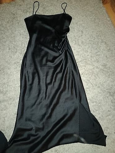 zara maturske haljine: Zara Crna slip haljina na bretele - Model: slip/ satenski izgled — 1