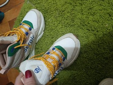 bele duboke patike: 37 — 2