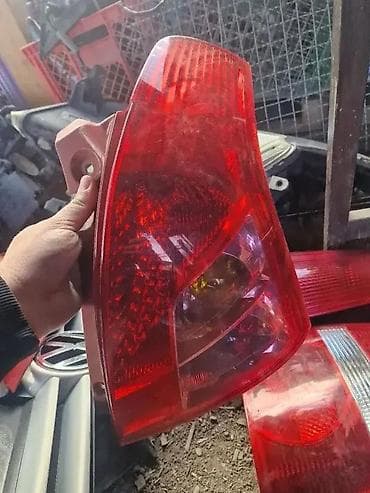DESNI STOP SUZUKI SWIFT | desni stop swift na lalafo.rs DESNI STOP SUZUKI SWIFT | desni stop swift