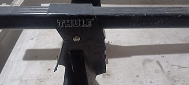 Auto oprema: Thule krovni nosači – set od dve uzdužne šine sa nogama/držačima - — 3