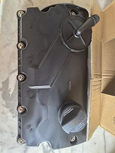 brava gepeka golf 7: Poklopac ventila (dekla motora) sa integrisanim PCV ventilom i čepom — 2