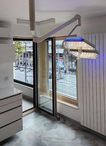 hirurški instrumenti: Hirurška operaciona lampa TRUMPF TL 5500, kupljena nova pre 3 god od — 2