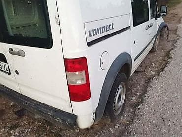 slike auta: KOMPLETNI AUTOMOBILI ZA DELOVE ZA FORD FIESTA OD 1996. DO 2011. GOD — 9