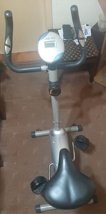 nemacki za 5 razred data status: Sobni bicikl AB FIT Polovan, ali odlično očuvan i malo korišćen. Sve — 3