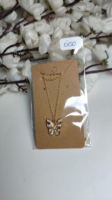 Zlatno ogrlica sa priveskom leptira - Delikatni lančić u zlatnoj boji