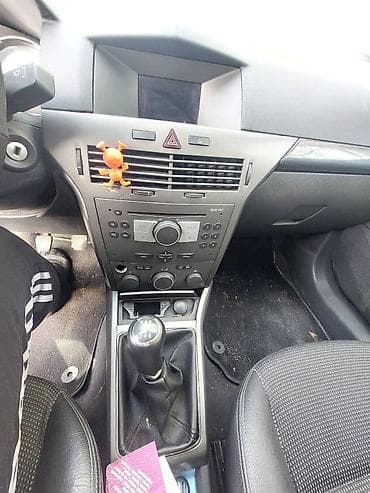 felne prodaja: Opel Astra: 1.7 l | 2005 г. 267137 km Hečbek — 8