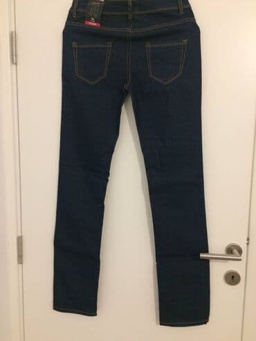 džeparice pantalone: Farmerke TAKKO - NOVE sa etiketom + Rezervno dugme i sraf za dugme — 2