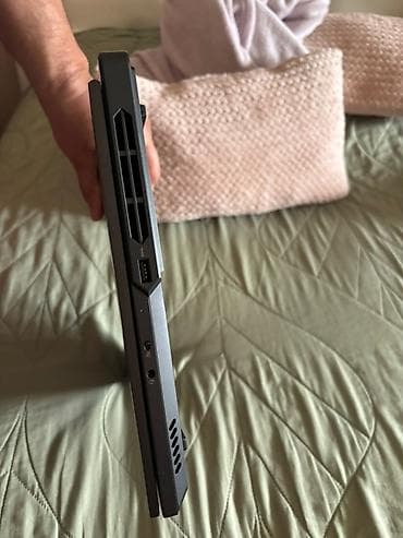 Lenovo: Lenovo Legion Pro 5 16IRX9 – gejming laptop 16" Ključne — 7