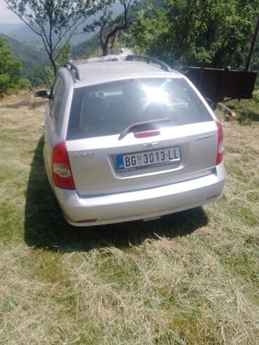 Teretna i poljoprivredna vozila: Chevrolet Nubira karavan – srebrna boja - Karoserija: karavan (5 — 1