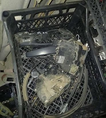 Kompletan auto u delovima: CENTRALNE BRAVE ZA OPEL CORSA D | Svi delovi za Opel vozila : Astra — 1